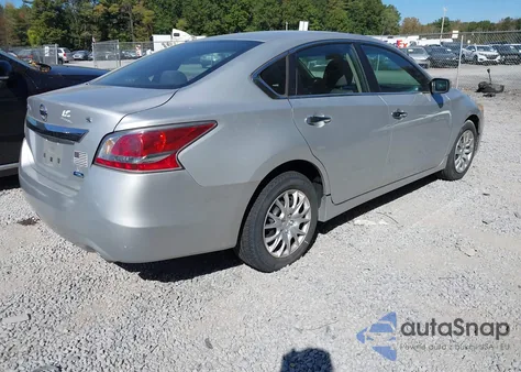 2014 Nissan Altima 2.5/S/Sv/Sl z USA, uszkodzony, nr VIN 1N4AL3AP3EC272837
